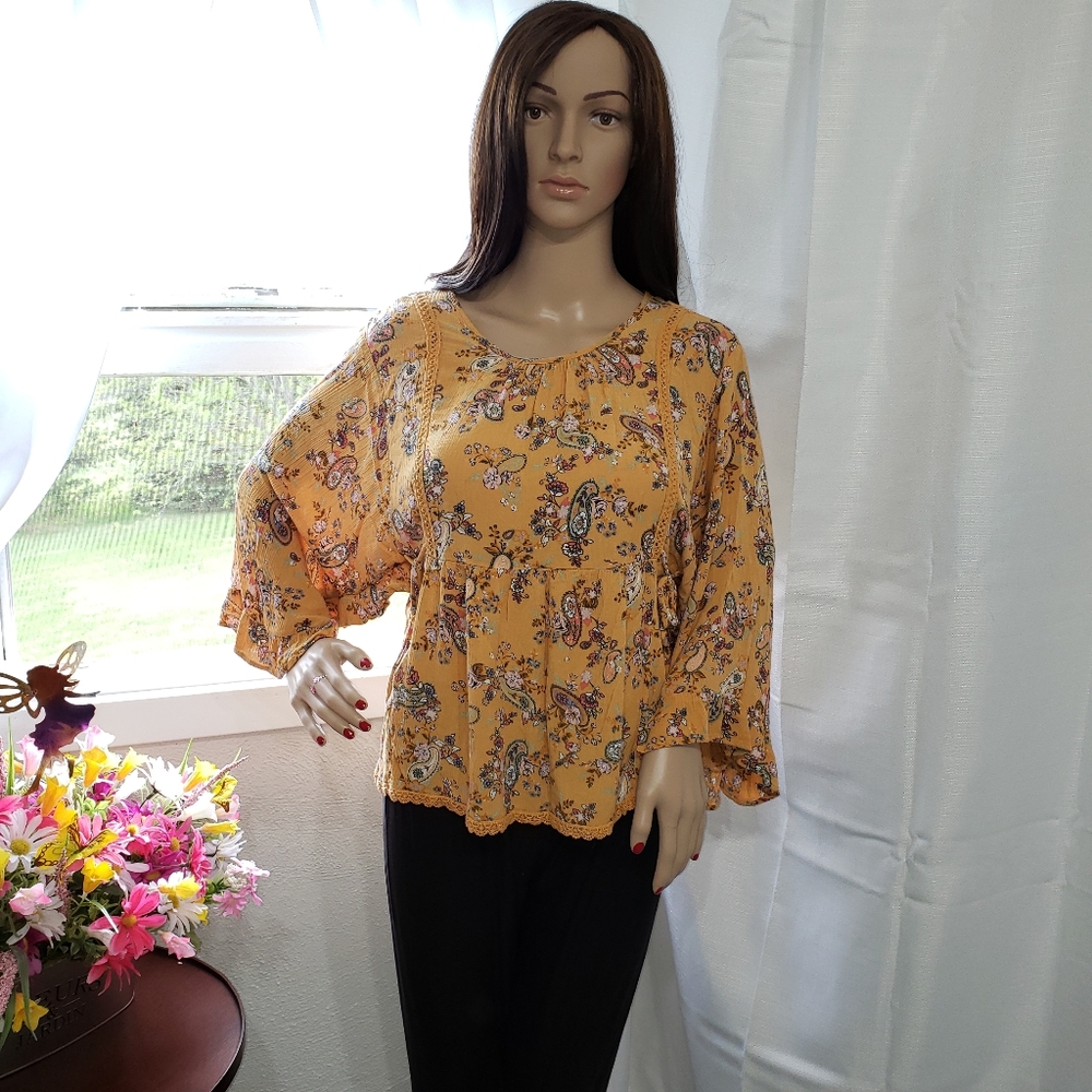 Art Class Crop Top - Size L (10/12)